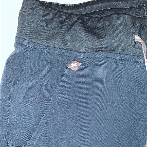 Gently Loved Blue Jogger Scrubs with Drawstring by FIGS - Picture 3 of 10